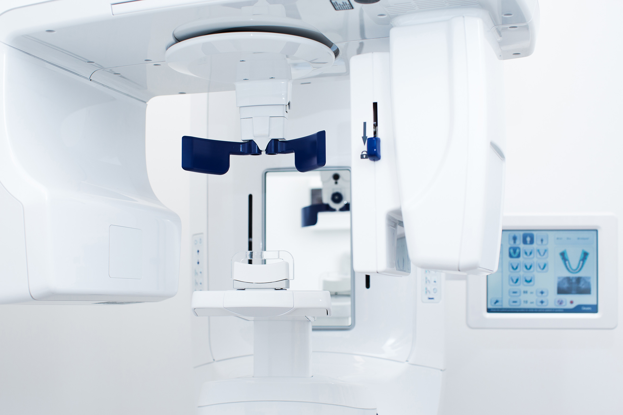 Кт д т. Рентген аппарат KAVO op 3d Pro. Стоматологическая 3d томография Sirona телерентгенограмма. Стоматологический кт томограф. NEWTOM 3g стоматологический компьютерный томограф.